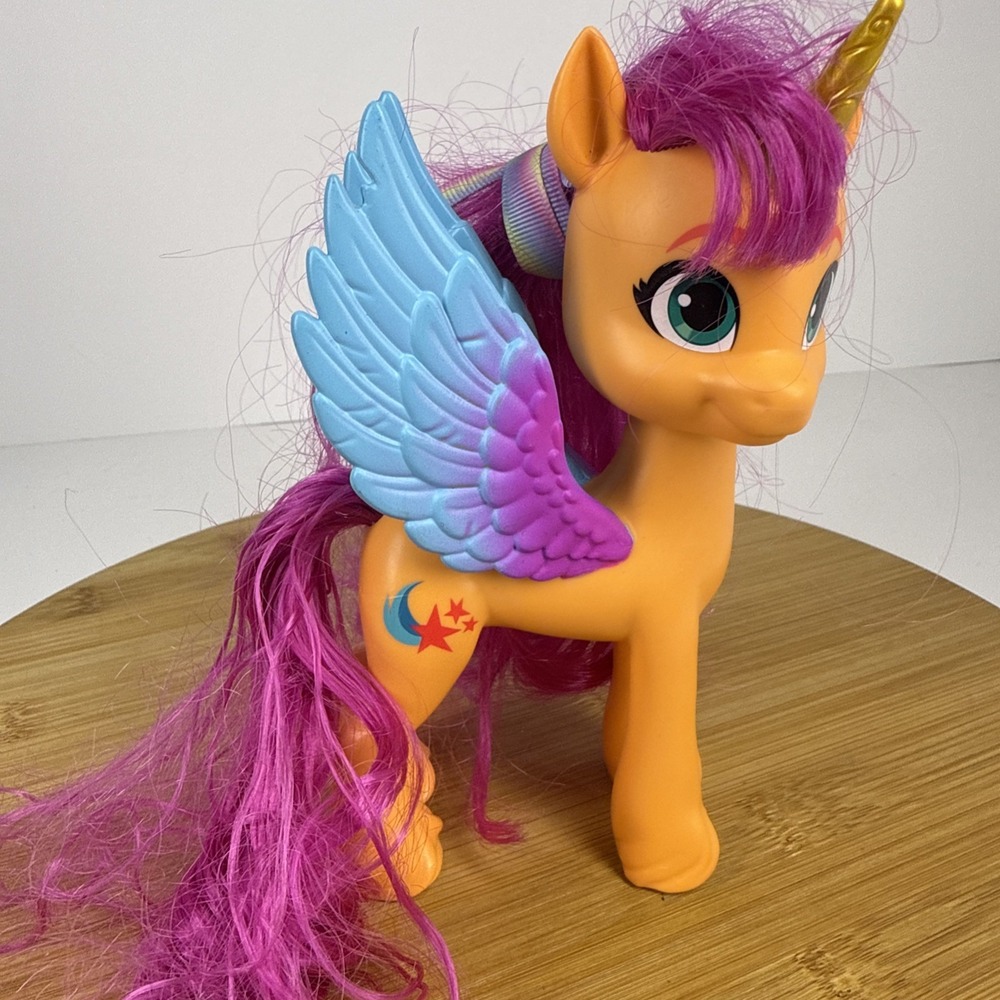 My Little Pony Sparkling Generations SUNNY‎ STARSCOUT  - 6.5"  2021 - Picture 6 of 9